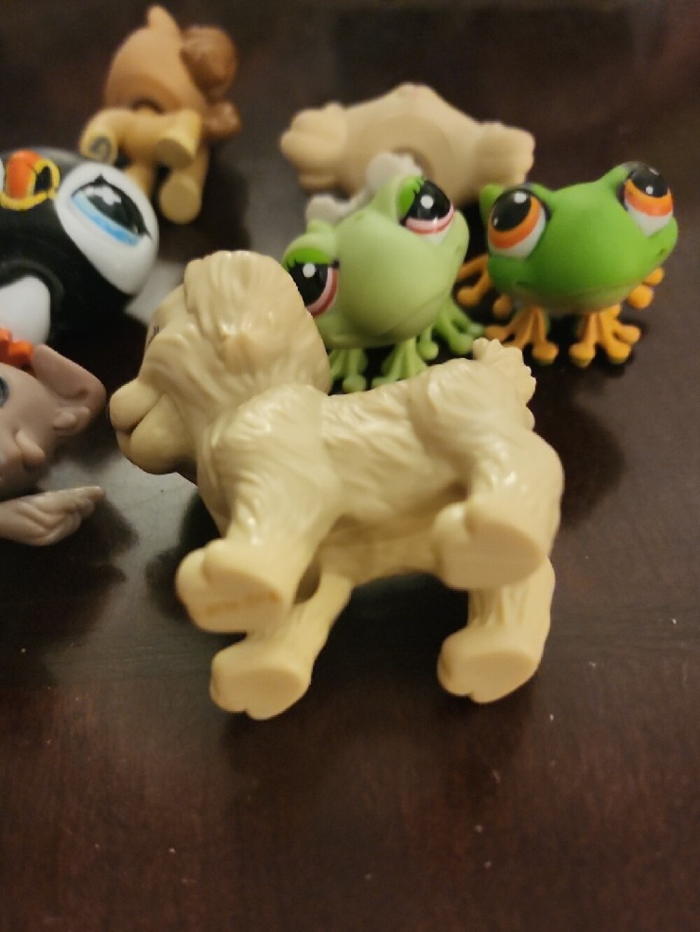 Littlest Pet Shop Assorted Mini Figures - Cream, Green, Tan - Picture 3 of 5